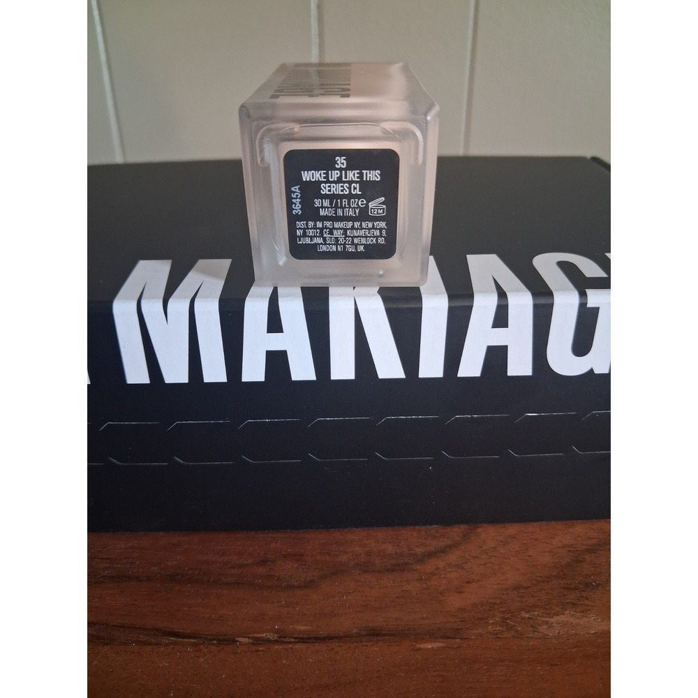 IL MAKIAGE Foundation Makeup Set Box Shade 35 Woke Up Like This Foundation Kit - Picture 2 of 3